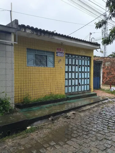 Casa no bairro de Felipe Camarão