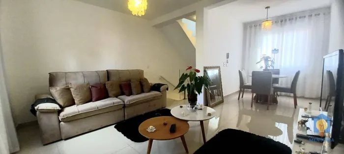 Casa a venda no condomínio Refugio Canta Galo