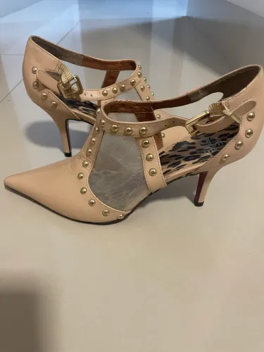 Sapatos/Sandalias