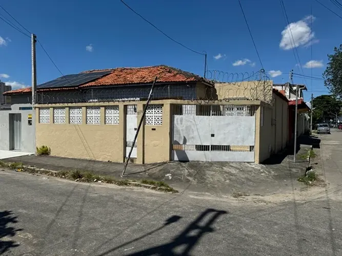CASA para alugar na cidade de FORTALEZA-CE