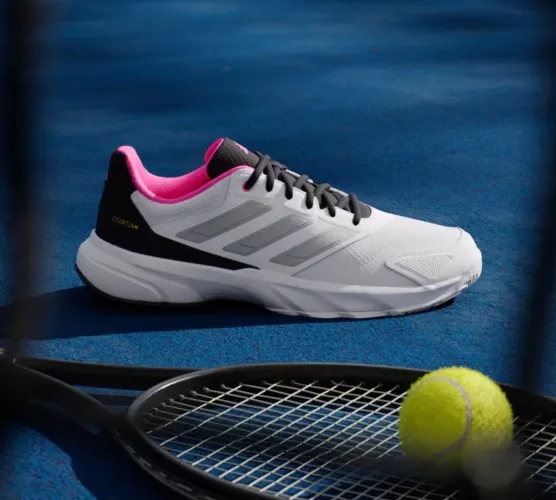 Tênis Adidas CourtJam Control 3 NOVO, NUNCA UTILIZADO.