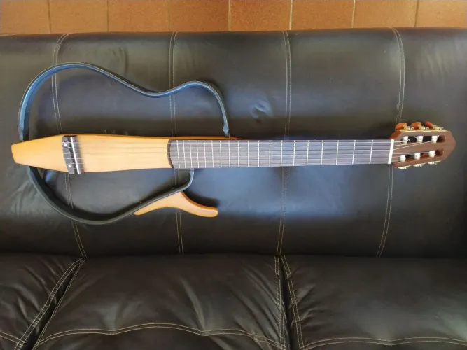 Violão Yamaha Silent SLG100N