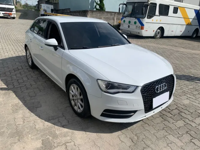 Audi A3 Sportback 1.8 16V TFSI S-tronic 5P 2014