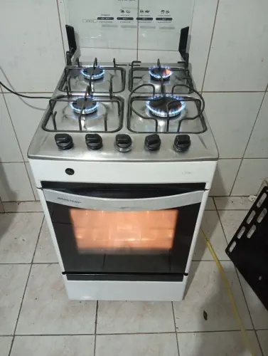 Fogão Brastemp Branco 4 Bocas e Forno Funcionando Perfeitamente 