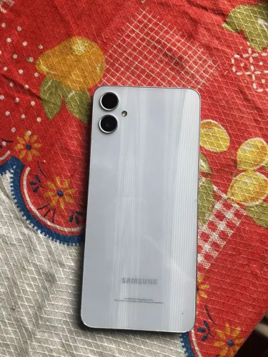 Vendo Samsung a05 em excelente estado
