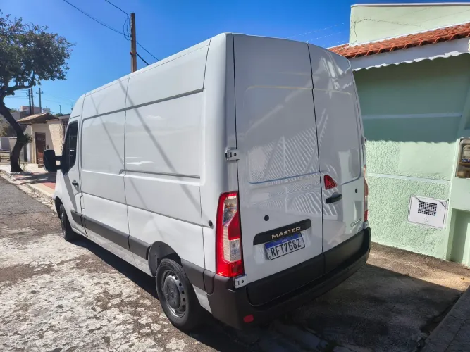Renault Master 2.3 DCI Furgão 16V Diesel 2021