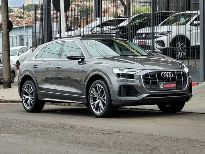 Audi Q8 Perform. 3.0 TFSI Coupe Quat. S-tron. 2021