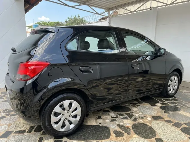 Chevrolet Onix JOY Hatch 1.0 8V Flex Mec. 4P 2019