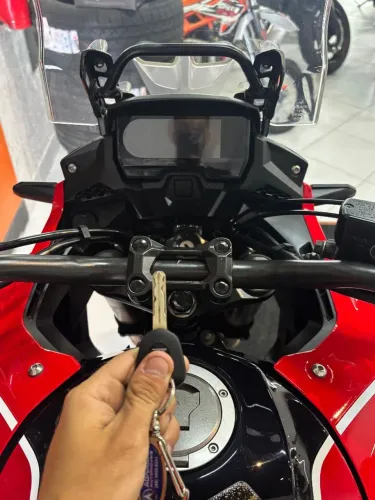 Cb 500 x2024 extra com 22000 km