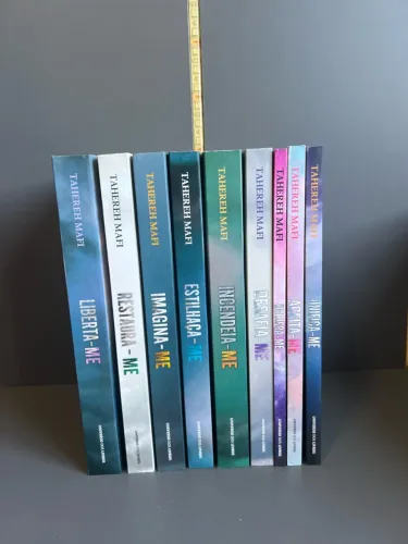 Coleção 9 livros da série Estilhaça-me de Tahereh Mafi