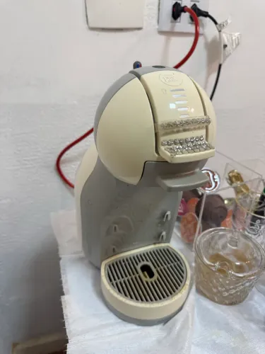 Máquina de café Dolce Gusto MINI ME