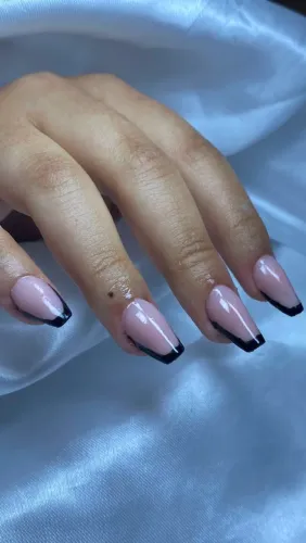 Alongamento de unhas, esmaltacao em gel, blindagem 