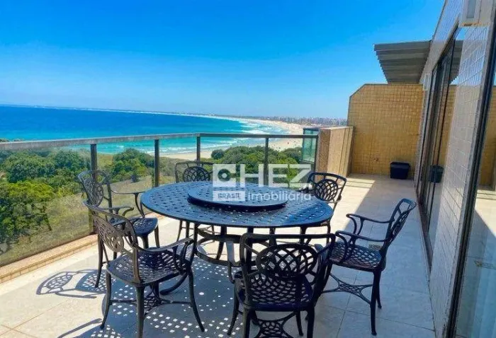 Cobertura Duplex com Vista Mar  3 Quartos (2 Suítes) na Praia do Forte