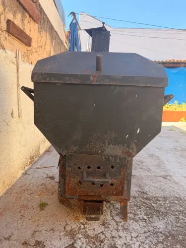 Churrasqueira a bafo à venda!