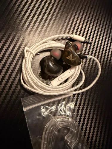 Fone de Ouvido QKZ CK5 - Novo