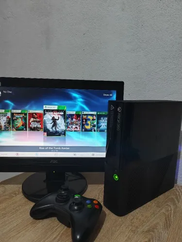 Xbox 360 Super Slim Desbloqueado