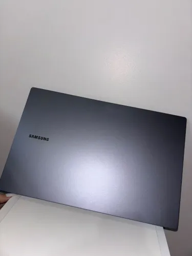 Samsung Galaxy book 4