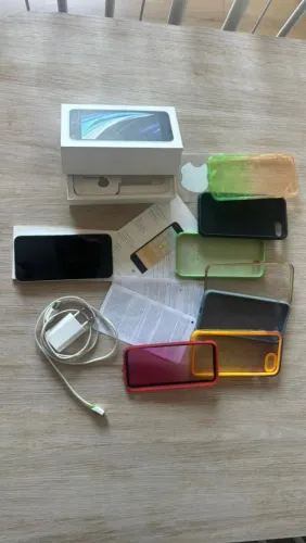 Iphone 11 se segunda geração 2020 128gb