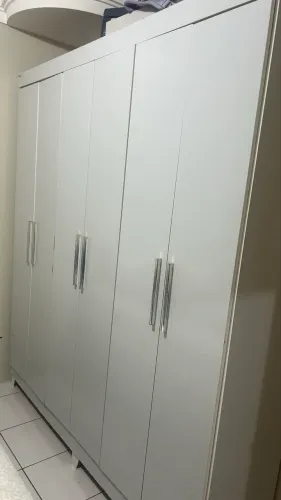 Guarda-roupa 6 portas Branco