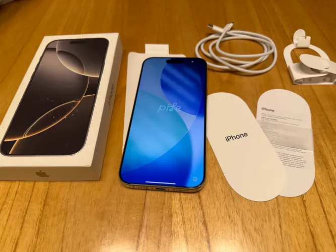 Vendo IPhone 16 Pro Max novíssimo