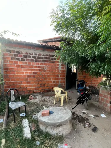 Vendo casa na zona norte