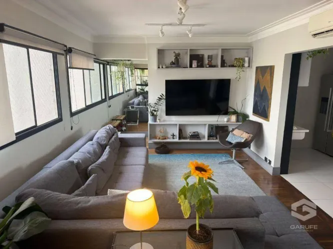 Apartamento com 3 quartos para alugar, 120 m² por R$ 6.136/mês - Jardim São Dimas - São Jo