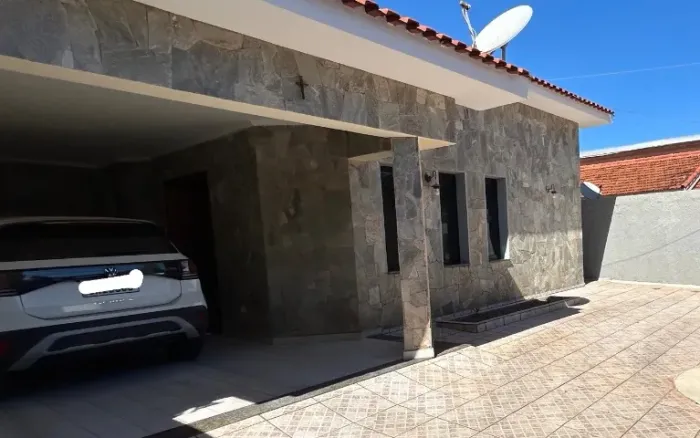 Casa com 1 suite e 2 quartos no Nossa Senhora Aparecida em Três Lagoas, MS