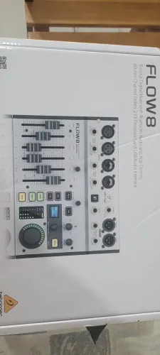 Mesa digital flow8
