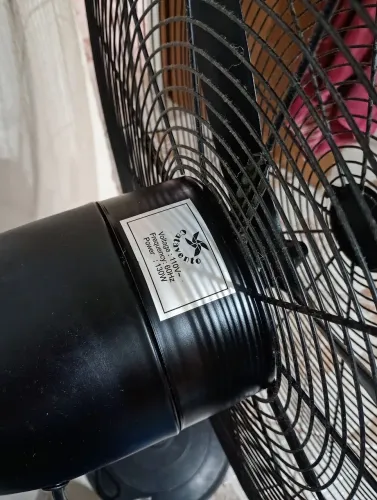 Vende-se ventilador grande