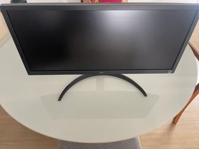 Monitor LG UltraWide 26