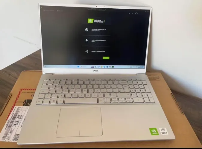 Notebook Dell i7 10ªNvidia Mx250(2Gb) 16Gb Ram SSD 512Gb Nvme FullHD Tec.iluminado 