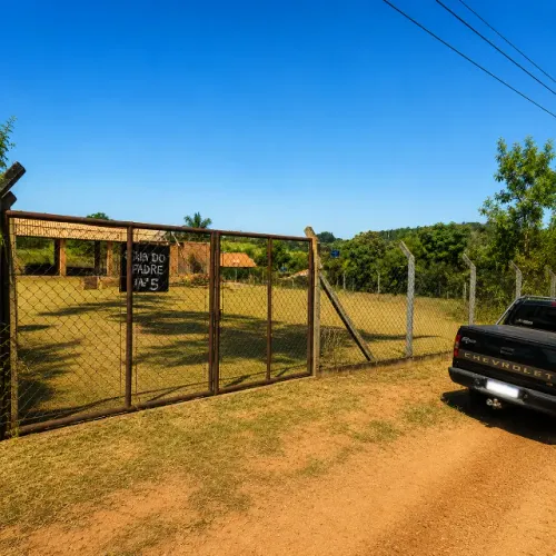 Chácara Escriturada em Guapiaçu: 1.000m², Poço Artesiano e Estrutura Pronta