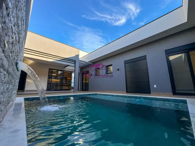 Casa de alto padrão à venda em condomínio de luxo em Indaiatuba-SP: 3 quartos, 3 suítes, 2