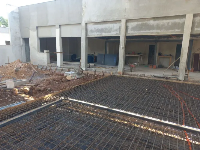 Ortiz construções e serviços  * 