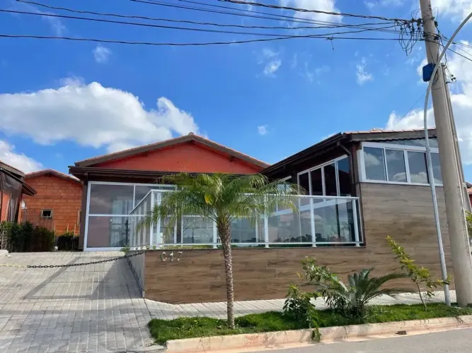 Casa de campo 107 m² 4 quartos 1 suíte - Mairinque/São Roque