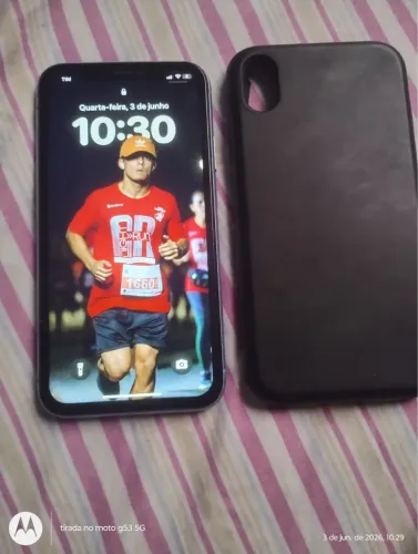 iPhone XR - 64gb