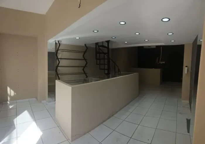 loja comercial com 30 m² -Calçadao Ricardo Franco-Centro-Cuiabá/MT