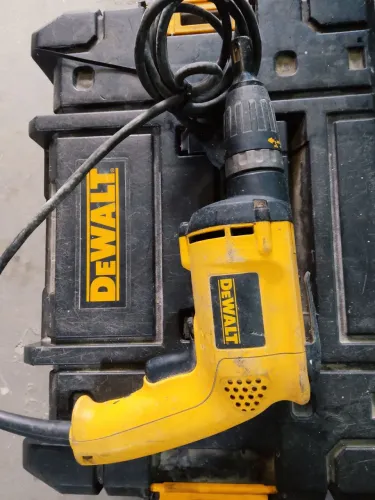 Furadeira de Impacto DeWalt