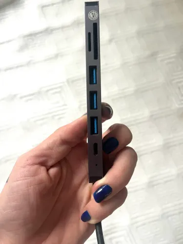 Hub USB-C USB 3.0 e leitor de cartões