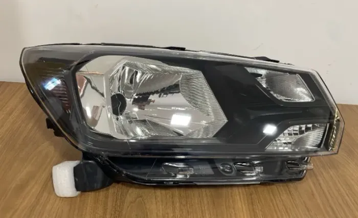 Farol Gol G8 foco simples LD