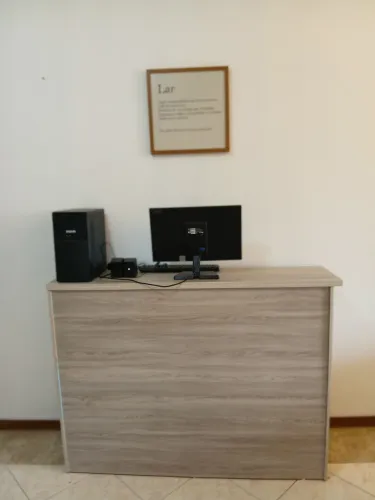 Balcao/escrivaninha