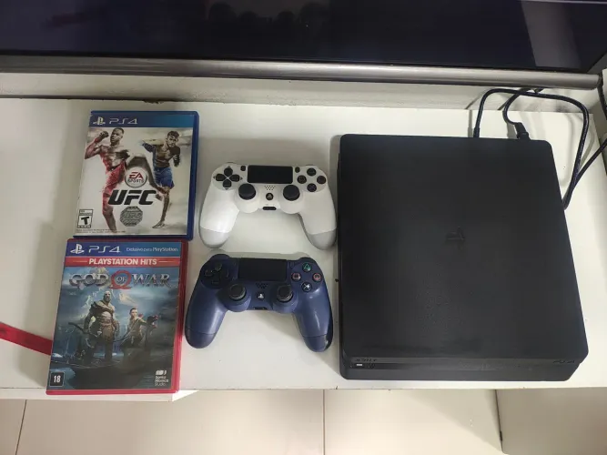Playstation 4 + 02 controles+ 02 jogos