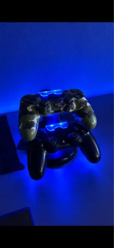 PS4 Slim 1TB + 2 Controles + 3 Jogos | Muito Conservado