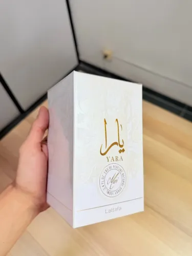 Yara Moi Lattafa 100ml