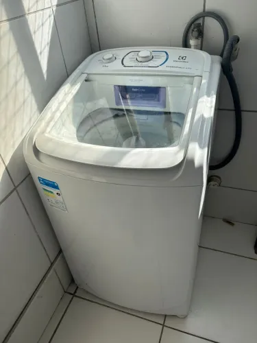 Máquina eletrolux 11 quilos
