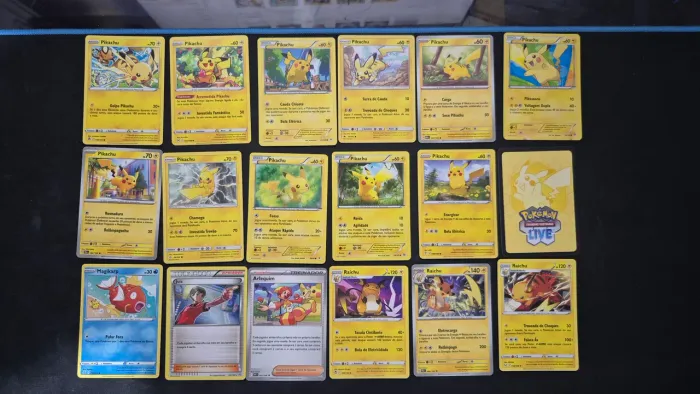 Pokemon cards pikachu e afins