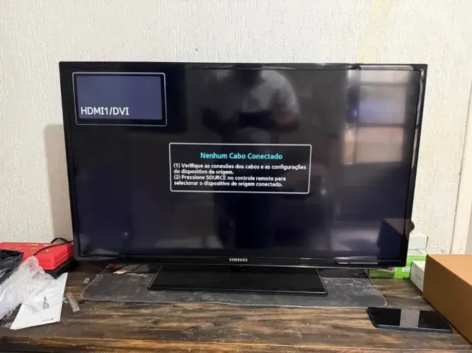 TV Samsung 40 Polegadas EH5300 Full HD LED TV