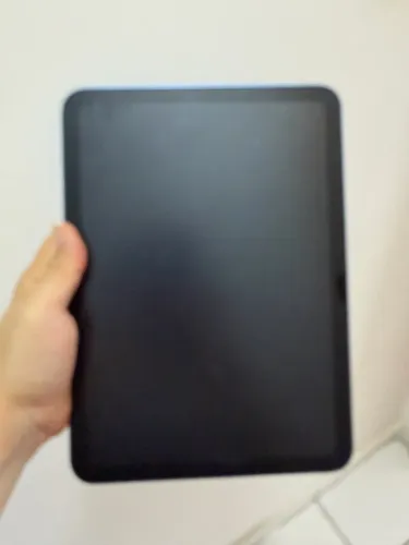 Vendo ipad 11, 128g, azul. 2 meses de uso