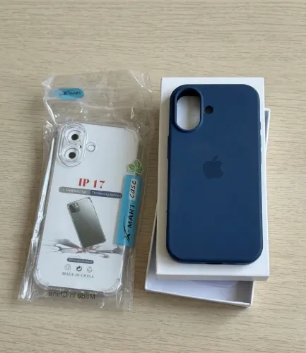 Capa iPhone 17 Silicone + BRINDE Capa iPhone 17 Anti-choque Transparente