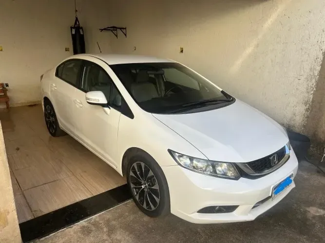 Honda Civic Sedan LXR 2.0 Flexone 16V Aut. 4P 2016
